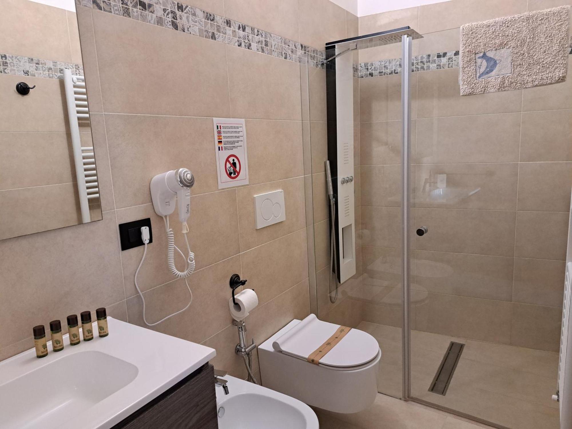 Palazzo Castellano Bed & Breakfast Lecce Bagian luar foto