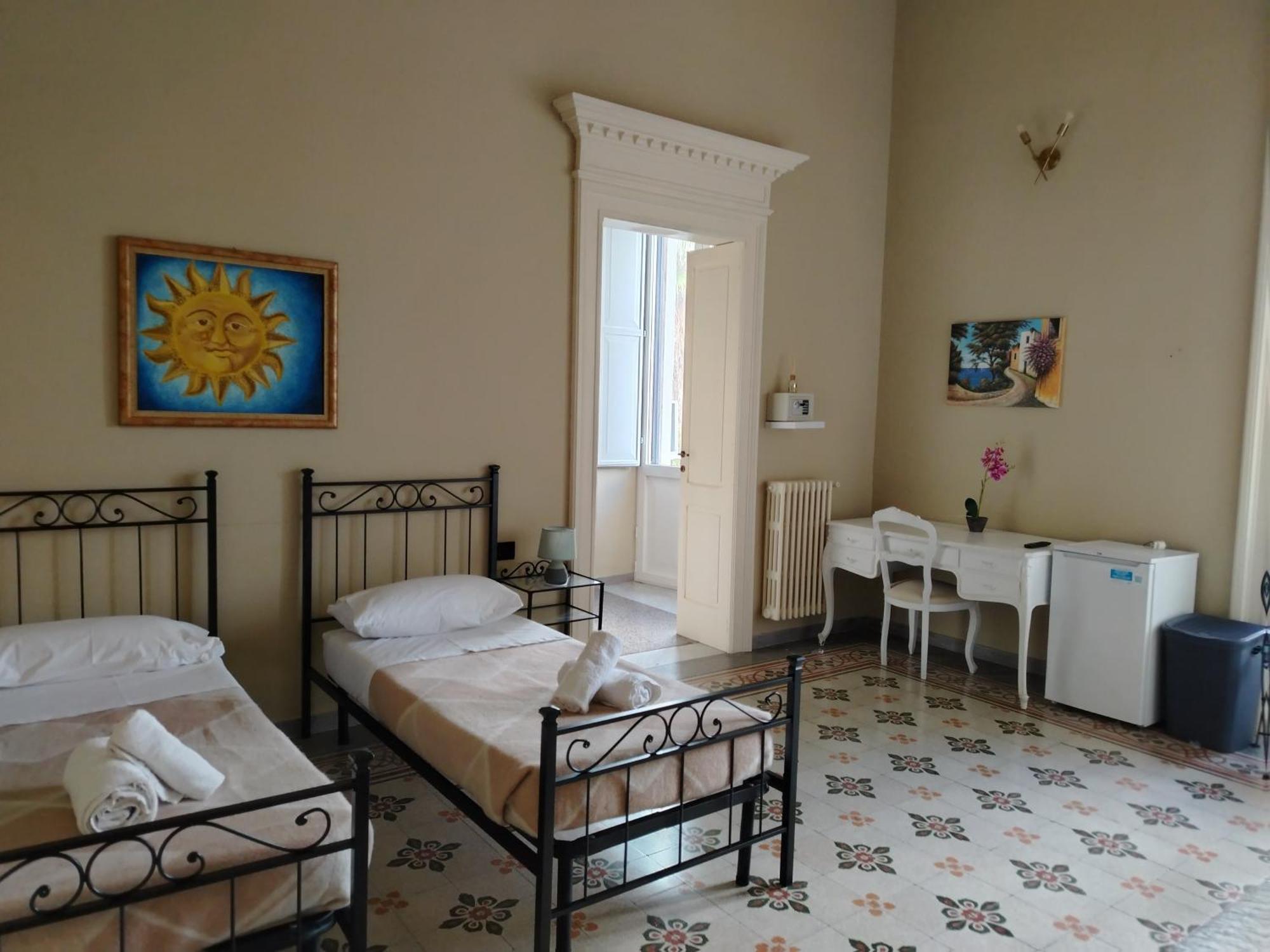 Palazzo Castellano Bed & Breakfast Lecce Ruang foto